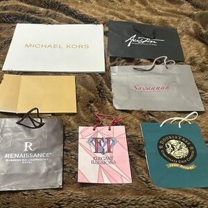 Assorted Designer 5 Gift Bags & 2 Gift Boxes